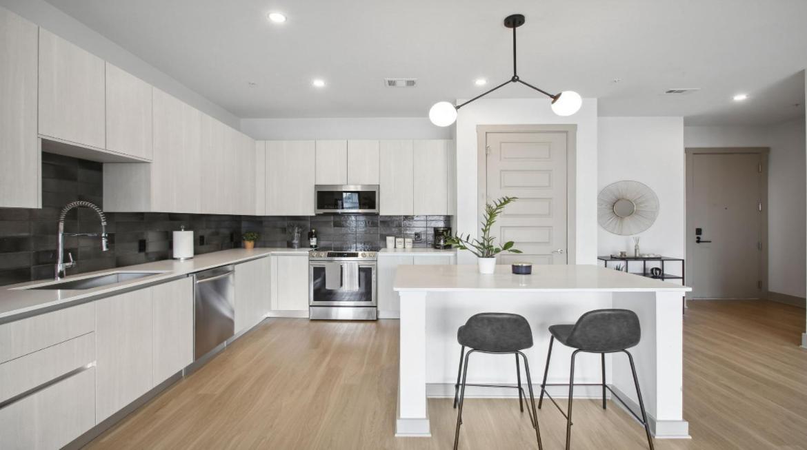 Luxury West Midtown 2 Bdrm Apartment Атланта Екстериор снимка